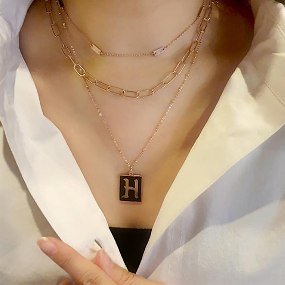 Black and Gold H Monogram Pendant Rectangle Frame Chain Necklace Initial Jewelry